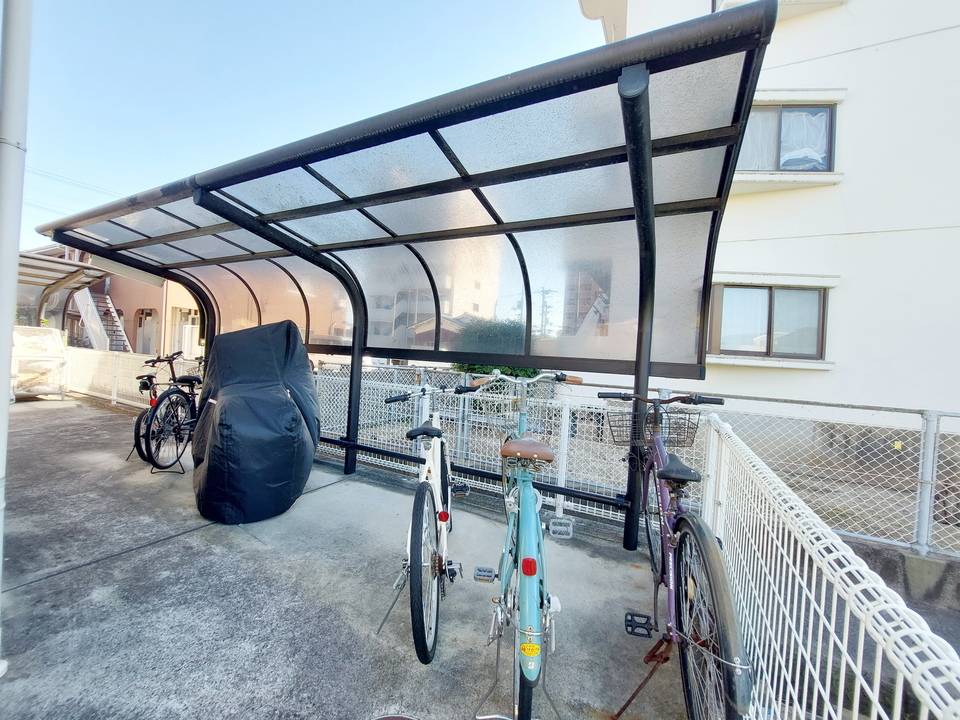 駐車場　駐輪場