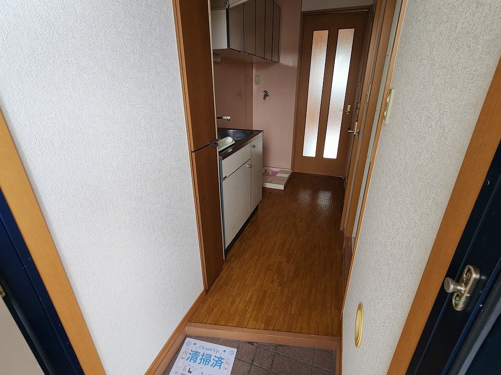 玄関　玄関廻り　シューズＢＯＸあり