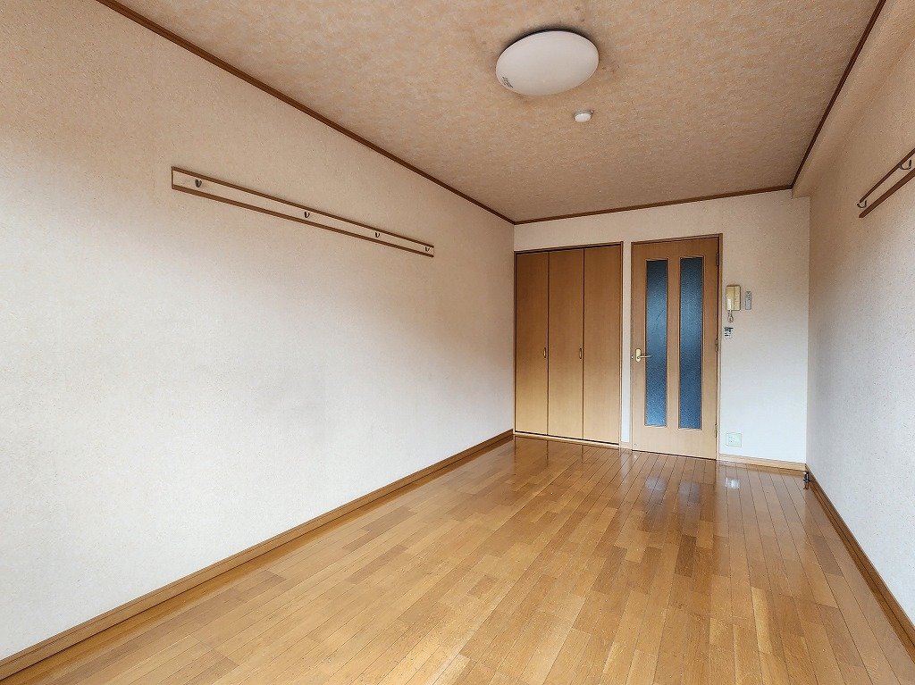 その他部屋・スペース　約９帖ゆとりある綺麗な寝室