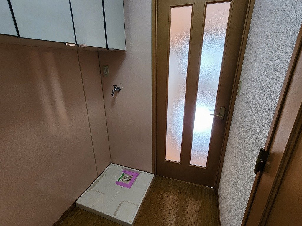 洗面設備　室内洗濯機置場