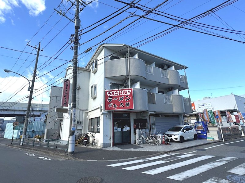建物外観　舎人駅徒歩１２分