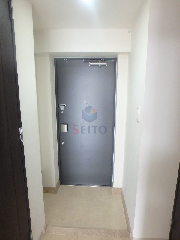 玄関　別のお部屋の写真です。