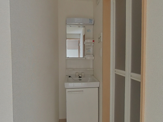 洗面設備　※別部屋の写真です