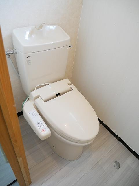 トイレ　トイレ
