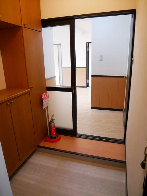玄関　玄関