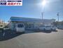 コンビニ　ローソン津白塚店（コンビニ）まで943m