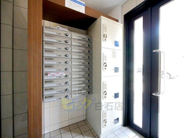 その他設備　留守中でも荷物が受け取れて便利な宅配ＢＯＸ完備しています♪