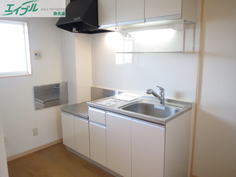 キッチン　同タイプ部屋写真です。