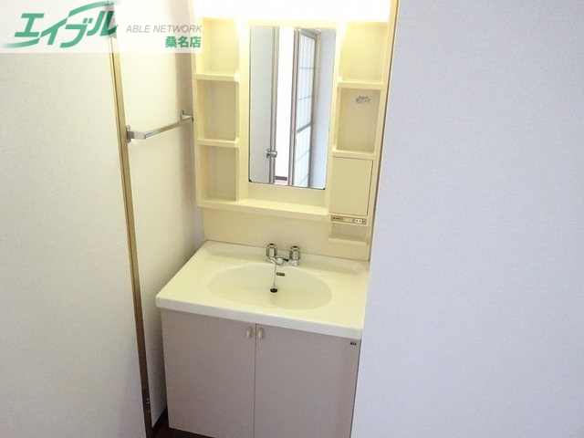 洗面設備　同タイプ部屋写真です。