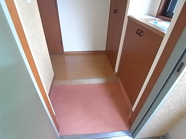 玄関　同一物件参考写真