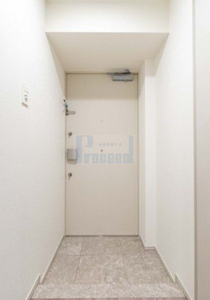 玄関　広々とした玄関部分