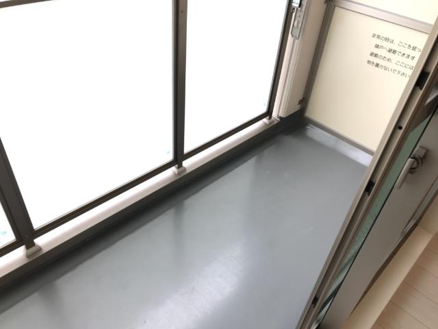 バルコニー　ベランダ