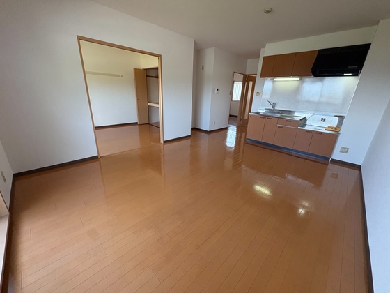 居室・リビング　※別部屋の写真です
