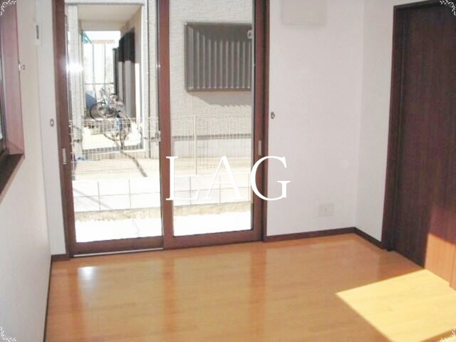 居室・リビング　洋室のお部屋です。