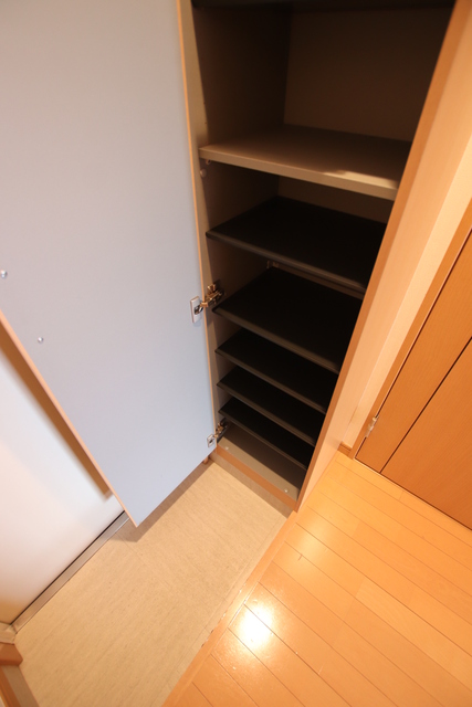 玄関　シューズＢＯＸです。
