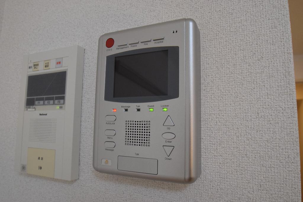 セキュリティ　カメラ付インターホン