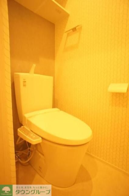 ＪＲ総武線 小岩駅 徒歩20分 2階建 築8年のトイレ写真