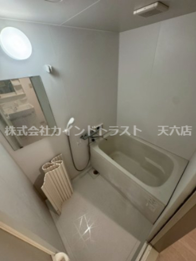 バス・シャワールーム　お風呂で日々の疲れを落としましょう