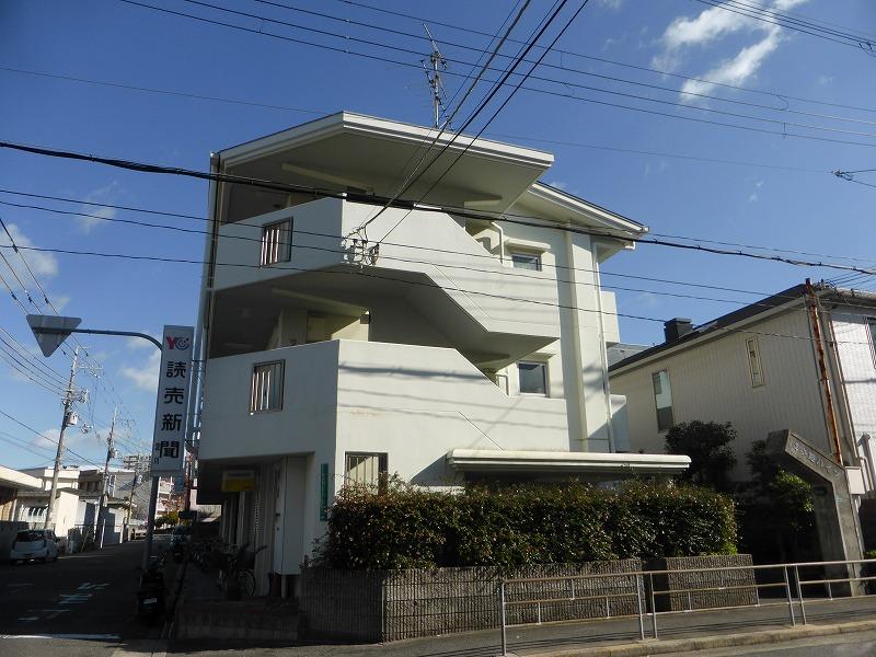成小路ハイツの外観写真