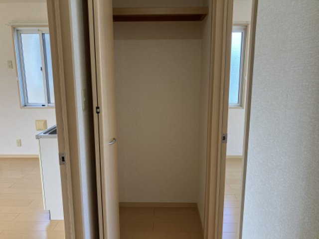リビングタウン桜田南Bの内装写真