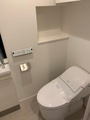 トイレ　※別部屋の参考写真です。