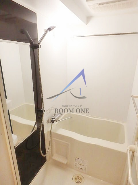 バス・シャワールーム　お風呂です。