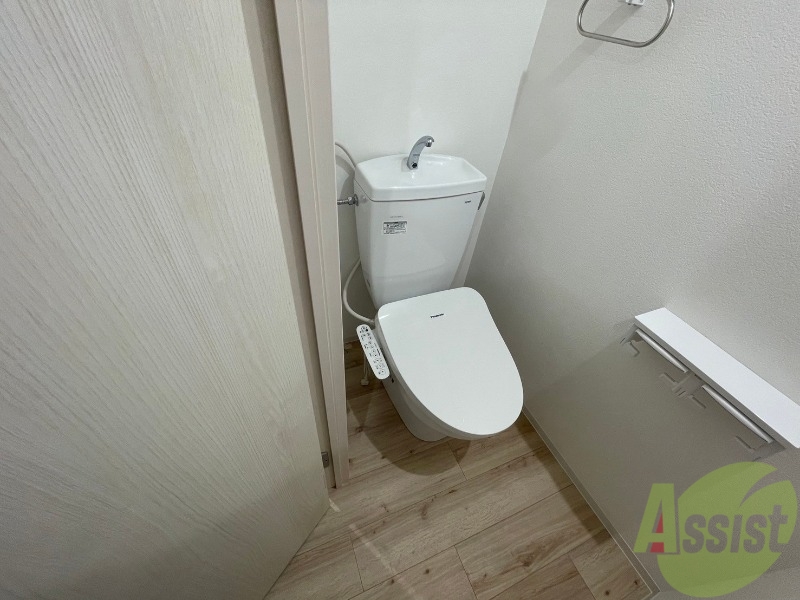 トイレ　トイレです。ウォシュレット付を探している方、おすすめです！