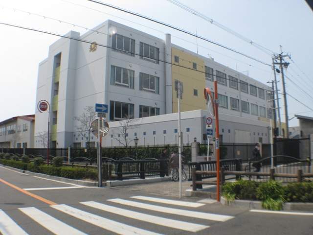 小学校　桜橋小学校（小学校）まで555m