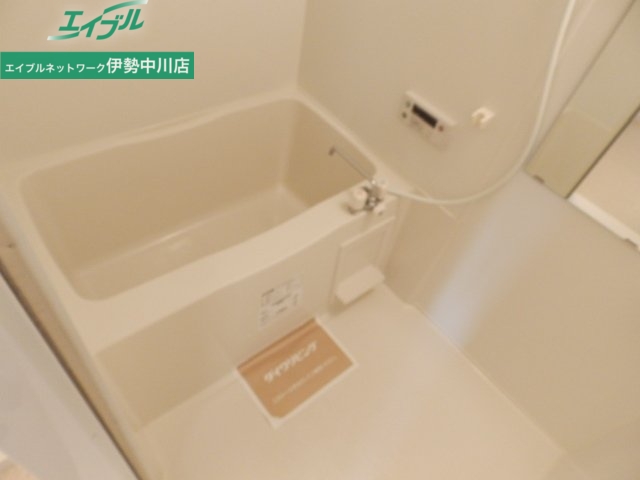 バス・シャワールーム　同型参考写真