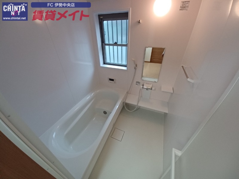 バス・シャワールーム　同型参照画像