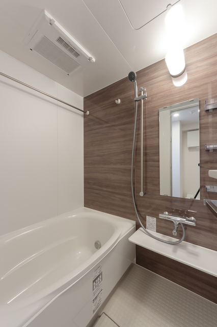 バス・シャワールーム　※写真は同タイプ住戸です。