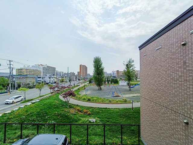 眺望　窓から開放感のある景色を楽しめます！