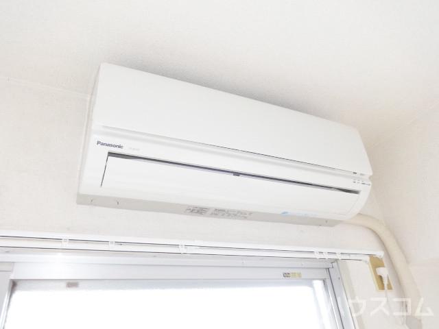 その他設備　エアコン付き、夏も凌げます。