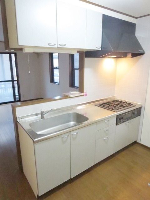 キッチン　★お部屋探しは株式会社タウンハウジング東京まで★