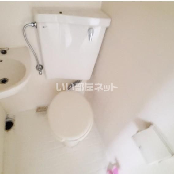 尊井ハウスのトイレ写真