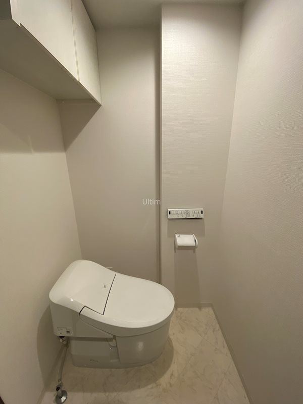 トイレ　※別の部屋の写真です