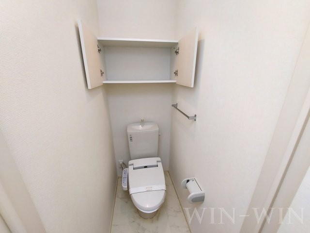 トイレ　イメージ（同建物内別部屋の写真です）