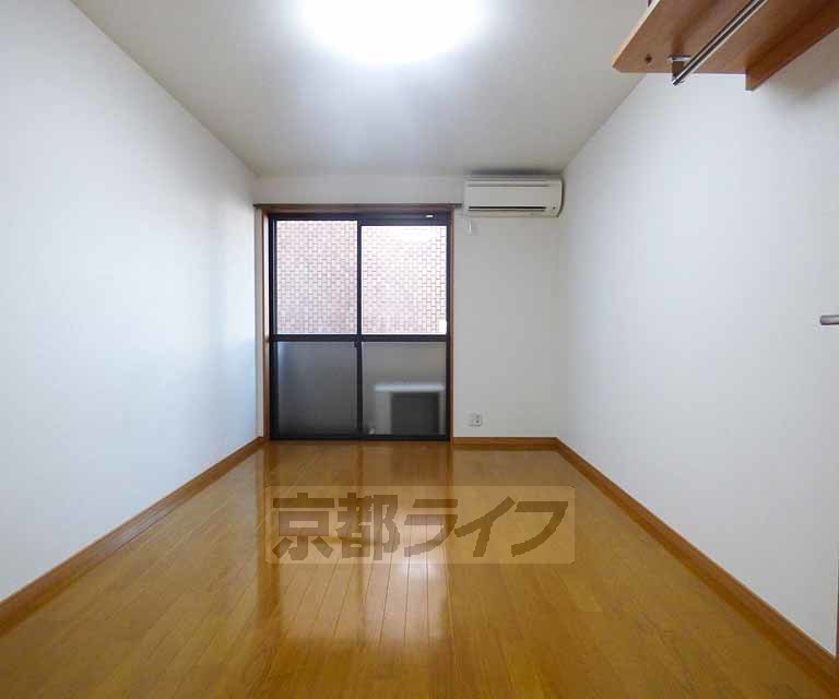 居室・リビング　綺麗なお部屋です。