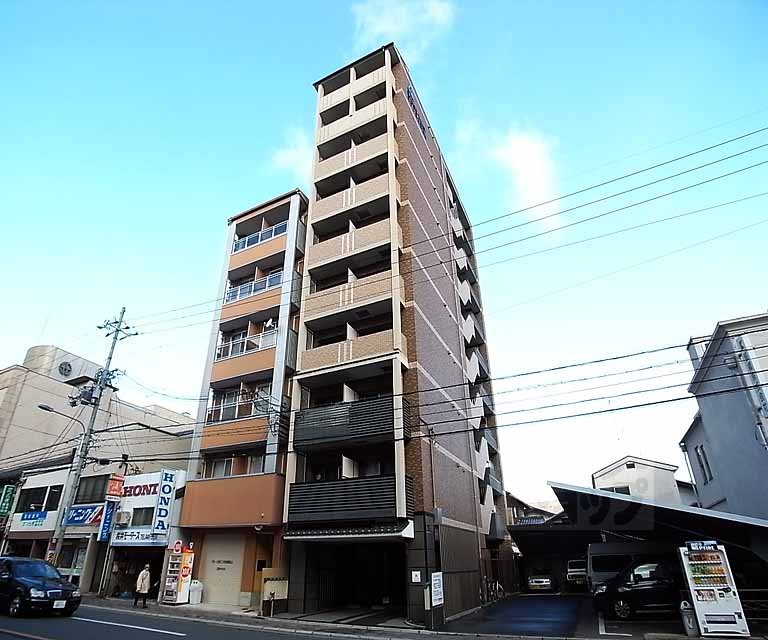 スワンズ京都西陣の外観写真