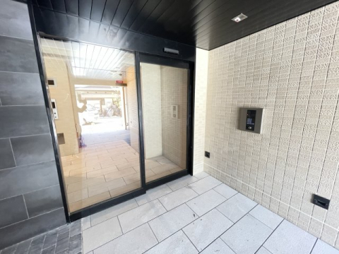 NOVANTA宝塚の外観写真