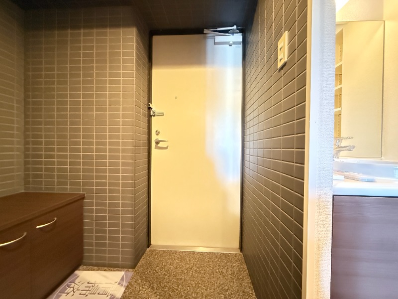 玄関　別号室