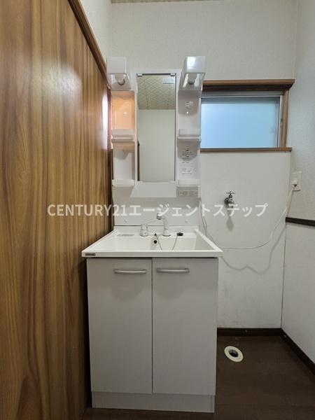高山貸家の内装写真