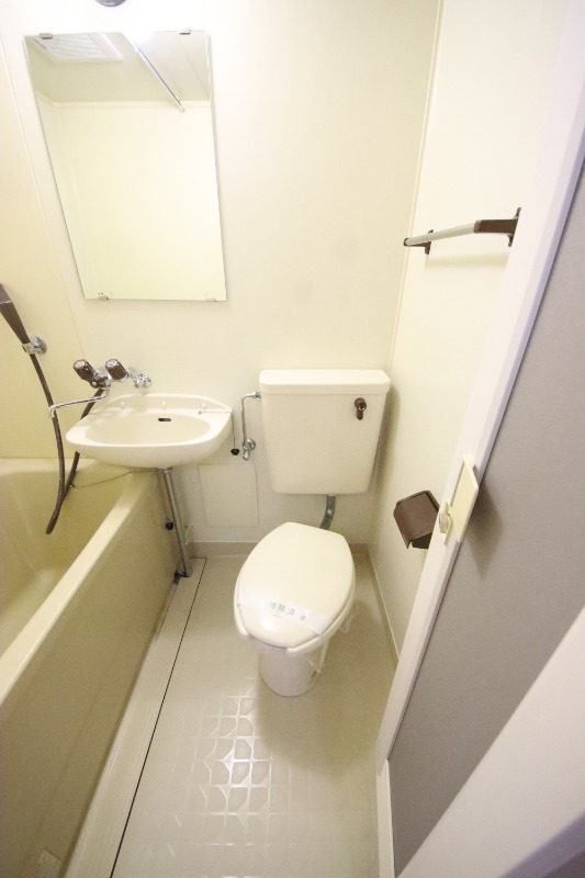阪急神戸線 武庫之荘駅 徒歩20分 5階建 築39年のトイレ写真