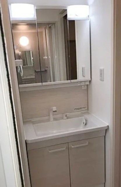 洗面設備　別部屋同仕様タイプ
