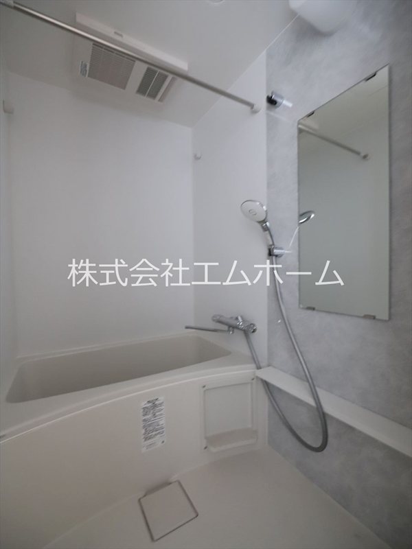 バス・シャワールーム　浴室暖房乾燥機付お風呂