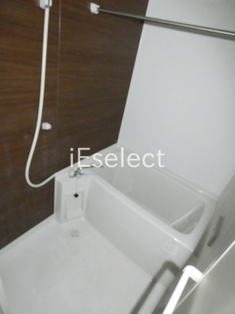バス・シャワールーム　ゆったりできるお風呂です
