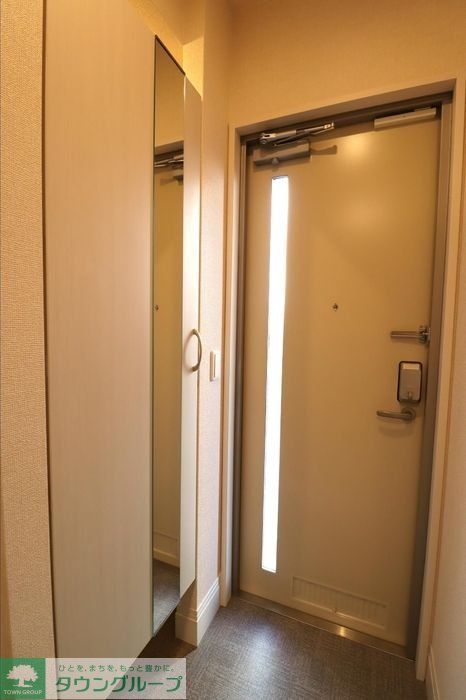 クレール西大宮の玄関写真