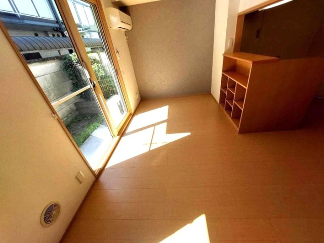 アバンティ Iの居間写真