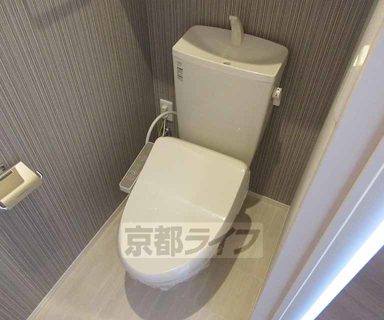 トイレ　ウォシュレット付き！