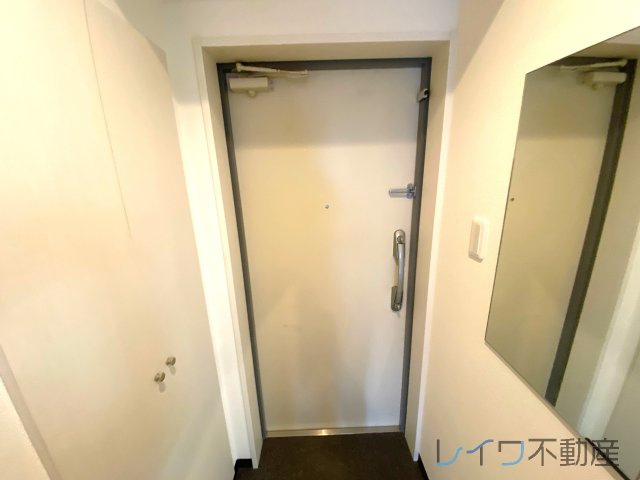 玄関　シンプルで使いやすい玄関です